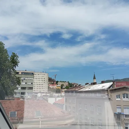 Apartament Emelica *